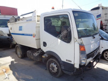 camion raccolta rifiuti Nissan