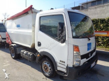 camion raccolta rifiuti Nissan
