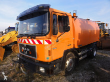 camion lavastrade MAN
