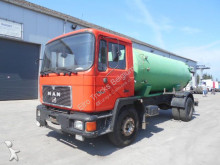camion-cisternă MAN