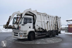 vuilniswagen MAN
