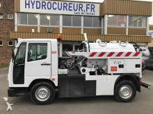 camion-cisternă Multicar