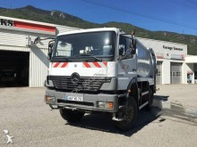 camion benne à ordures ménagères Mercedes