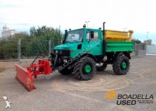 camión quitanieves Unimog