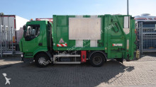 camion de colectare a deşeurilor menajere Renault