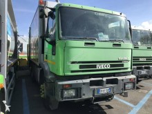 camion de colectare a deşeurilor menajere Iveco
