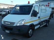 camion de colectare a deşeurilor menajere Iveco