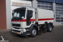 camion spazzatrice Volvo