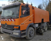 gebrauchter Strassenkehrmaschine