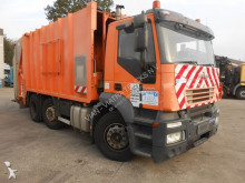 camion de colectare a deşeurilor menajere Iveco