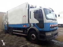 camion de colectare a deşeurilor menajere Renault