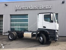 veegwagen Mercedes