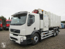 camion benne à ordures ménagères Volvo