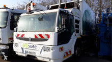 camion benne à ordures ménagères PVI