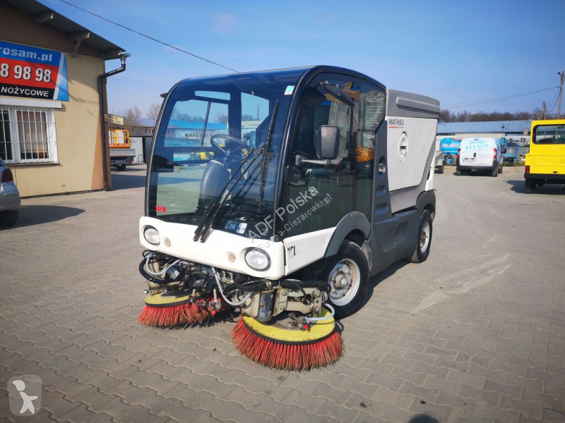 Voir les photos Engin de voirie Mathieu Concept Sweeper Kehrmachine