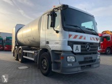 Mercedes Actros 2532