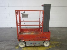 nacelle automotrice Mât vertical Skyjack