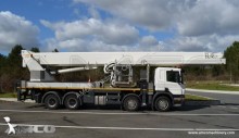 plataforma con transportador Palfinger