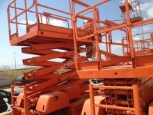 nacelle automotrice JLG