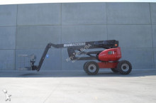 plataforma elevadora Manitou