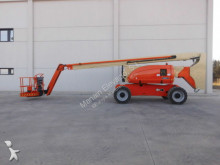 JLG 800AJ aerial platform