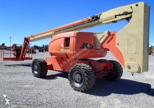 nacelle automotrice JLG