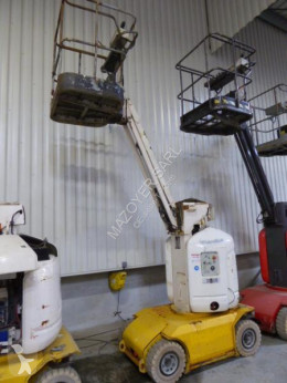 nacelă autopropulsată Catarg vertical Manitou