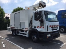 nacelle sur porteur articulée Iveco