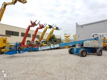 piattaforma automotrice articolata Genie