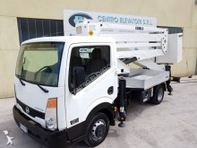 nacela montata pe camion cu brat articulat telescopic Isoli
