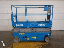 Genie Scissor lift self-propelled