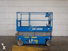 Genie Scissor lift self-propelled