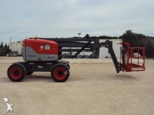 nacelle automotrice articulée télescopique Skyjack