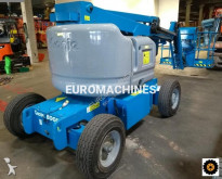 Genie telescopic articulated self-propelled