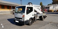 подъемник на базе грузовика коленчатый Nissan