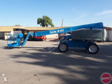 cu nacela Genie S-65-4WD