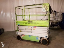 nacelă autopropulsată cu platforma tip foarfece second-hand