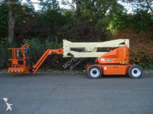 nacelă autopropulsată cu brat articulat JLG