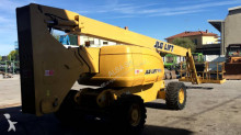 JLG 800 AJ aerial platform