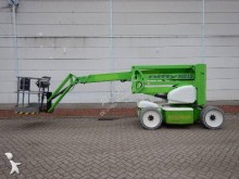 nacelă autopropulsată cu brat articulat second-hand