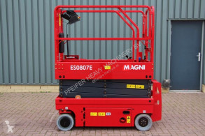 zelfaandrijvende hoogwerker Magni