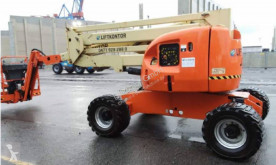 JLG articulated self-propelled aerial platform