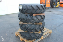 Pirelli 250/80-18 Banden Met Velgen