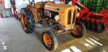 tracteur agricole Fiat 411 R