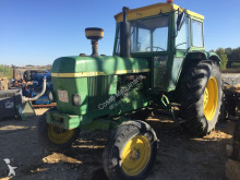 John Deere Landwirtschaftstraktor