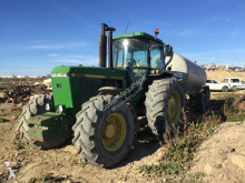 John Deere Landwirtschaftstraktor
