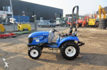 New Holland Landwirtschaftstraktor