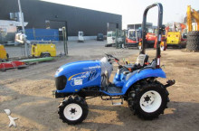 New Holland Landwirtschaftstraktor