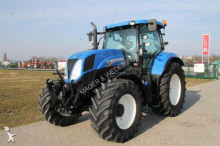 New Holland Landwirtschaftstraktor