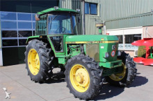 John Deere Landwirtschaftstraktor